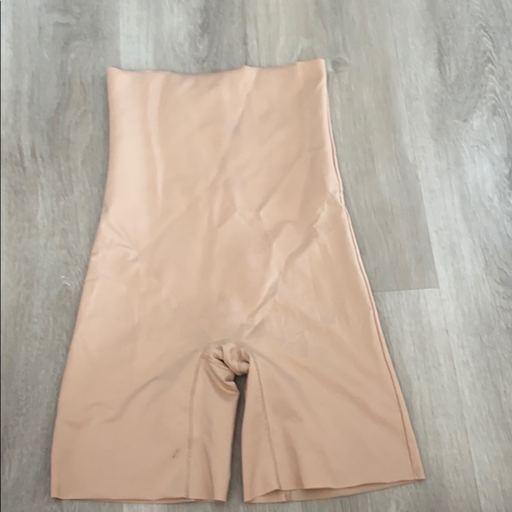 Jockey body shape